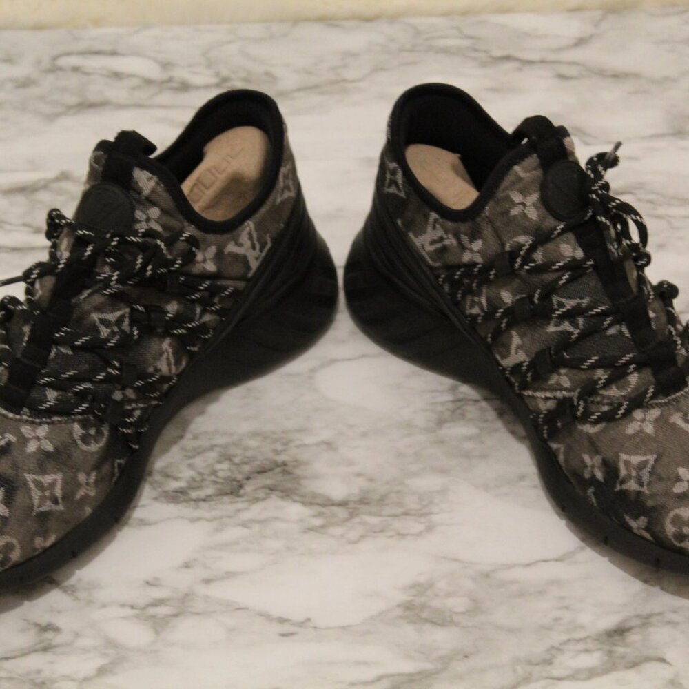 Louis Vuitton Fastlane Monogram Sneakers Black Denim LV size 8.5 - Picture 4 of 12
